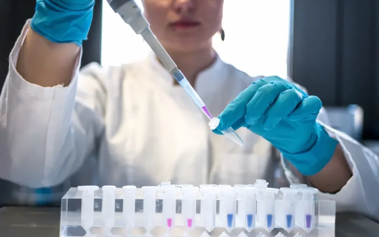 Picture of a woman working with biosimilar drugs and PEGylation products